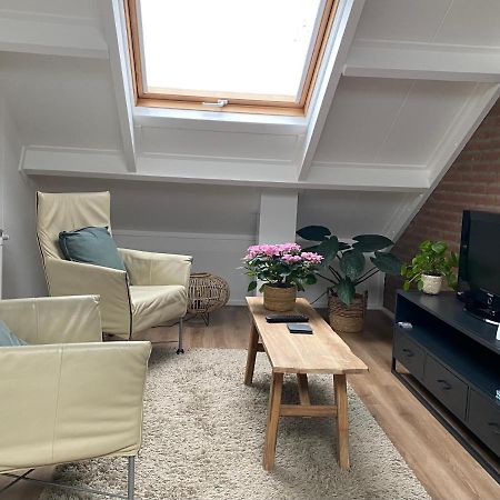 Bed and Breakfast Logeren Bij Grea Zwartsluis Esterno foto