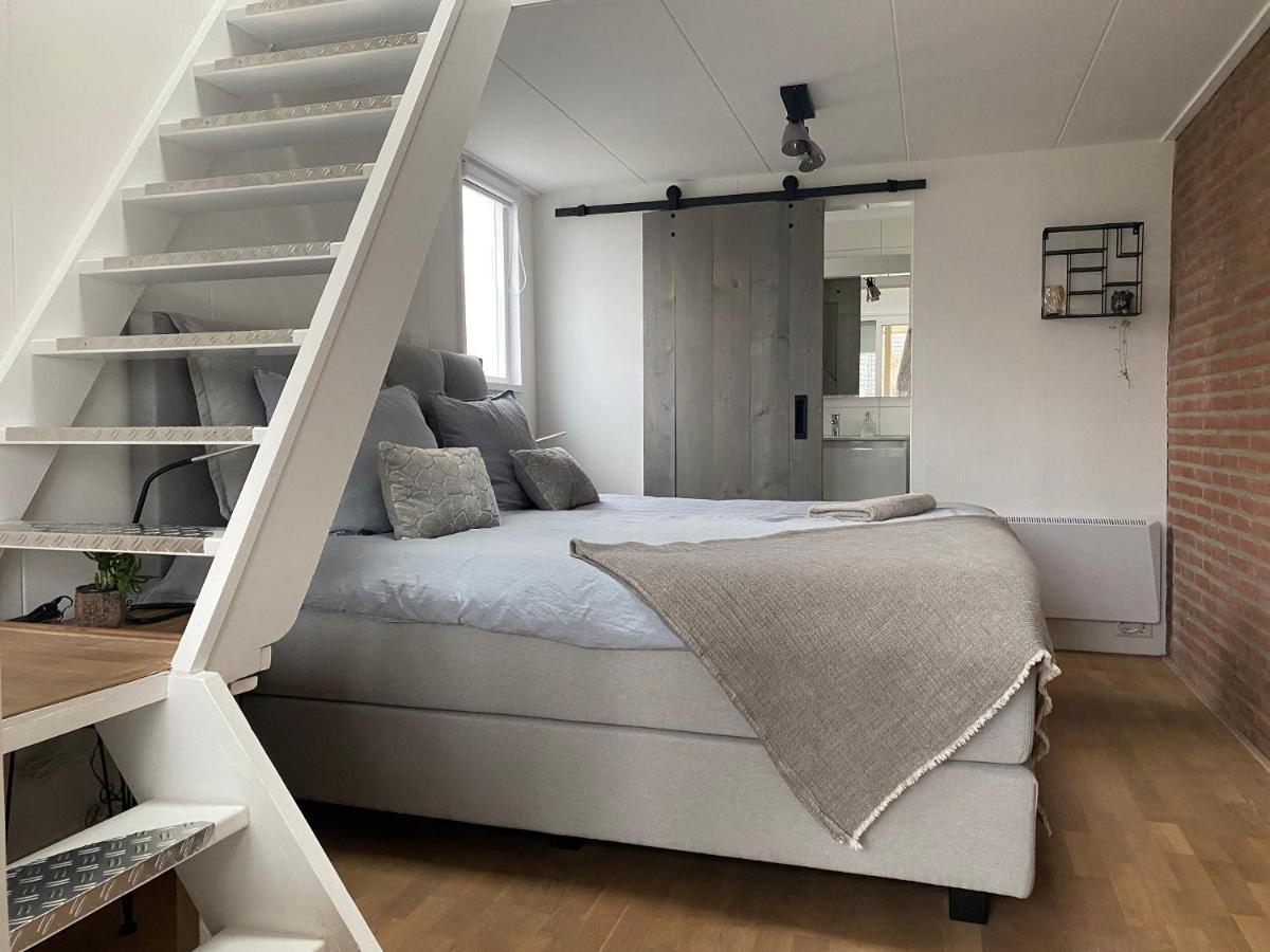 Bed and Breakfast Logeren Bij Grea Zwartsluis Esterno foto